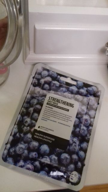 Superfood For Skin Maska w płachcie, Wzmacniająca, Borówka
