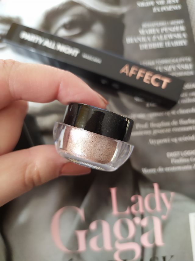 Ciekawe dodatki do gazet