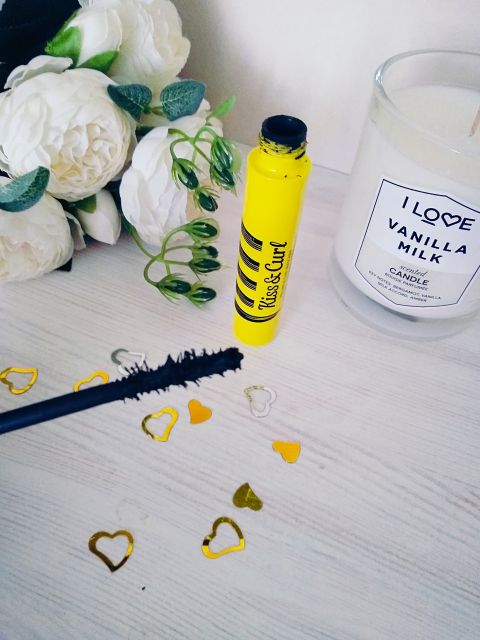 Douglas Tusz do rzęs, Kiss & Curl