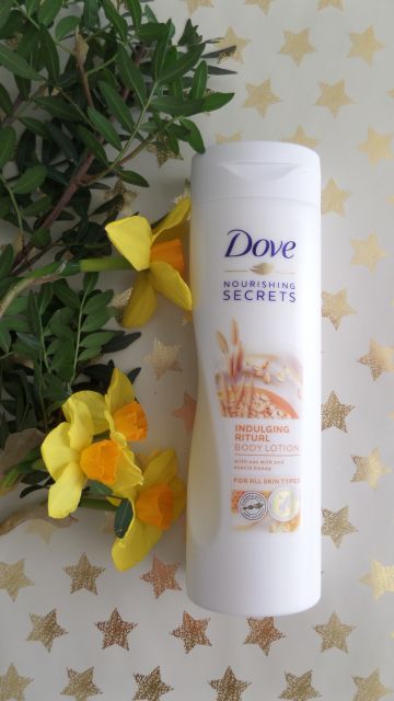 Dove Nourishing Secrets, Balsam do ciała, Indulging Ritual, Oat Milk & Honey