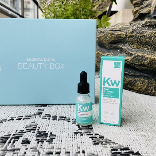 Dr. Botanicals Superfood, Cooling Eye Serum, Serum pod oczy, Chłodzące, Kiwi