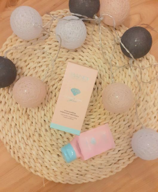 Bandi Young Care Glow, Krem-pudding do twarzy, Intensywnie nawilżający