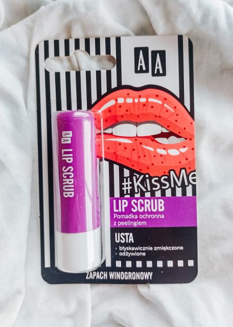 AA #kiss me, Lip Scrub, Pomadka do ust z peelingiem, Winogronowa