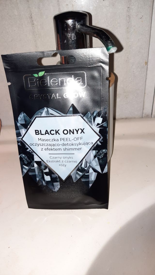 Bielenda Crystal Glow, Maseczka Z efektem shimmer, Black Onyx, Czarny onyks i ekstrakt z czarnej róży