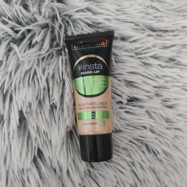 Bielenda #insta Make-up, Magic Nude, Fluid matujący do twarzy, nr 01 Light Beige