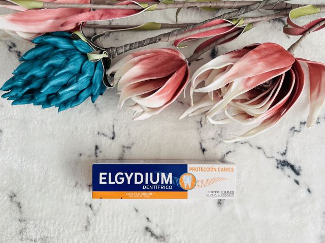 Elgydium Przeciwpróchnicowa pasta do zębów z fluorem 