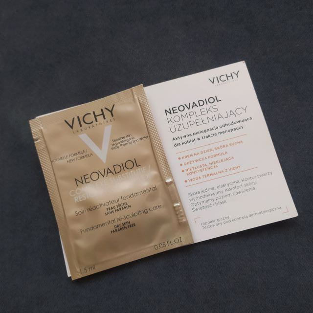 VICHY Laboratoires Neovadiol, Krem do twarzy, Na dzień, Skóra sucha, Kompleks uzupełniający
