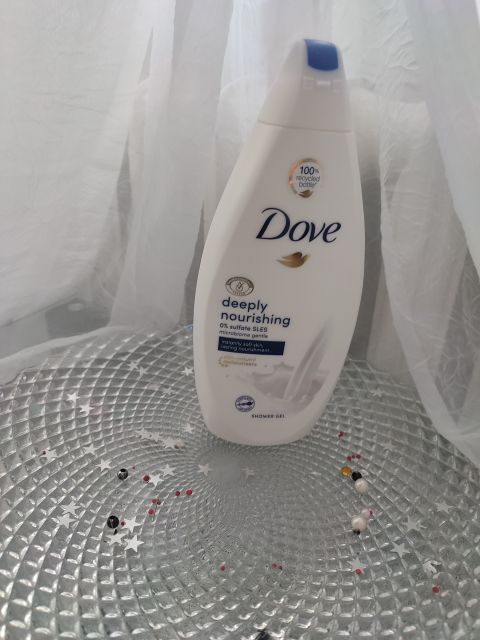 Dove Żel pod prysznic, Deeply Nourishing