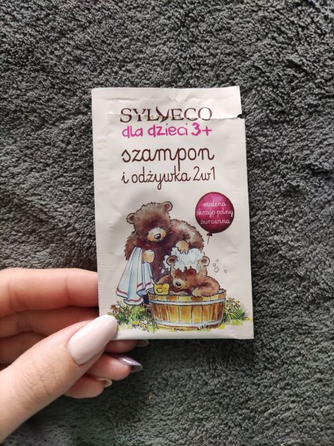 akcja denkowanie! grudzień - kosmetyki w świątecznych opakowaniach i świątecznych kolorach 🎄❄️⛄🎀🎁🎅