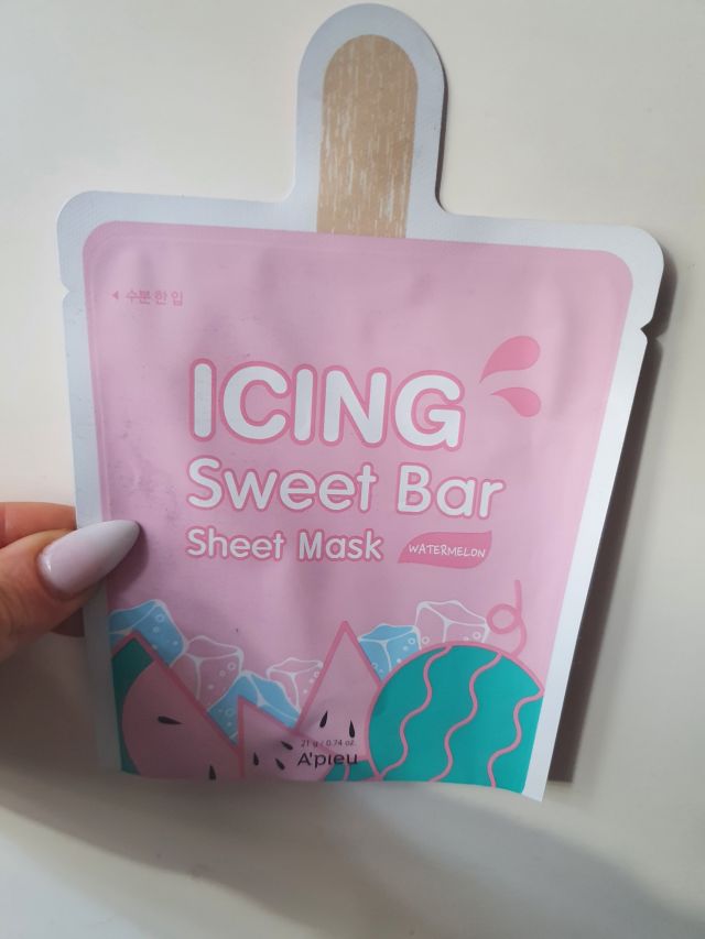 akcja denkowanie! grudzień - kosmetyki w świątecznych opakowaniach i świątecznych kolorach 🎄❄️⛄🎀🎁🎅