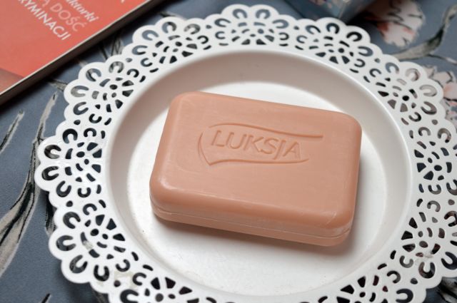 mydło w kotce Luksja