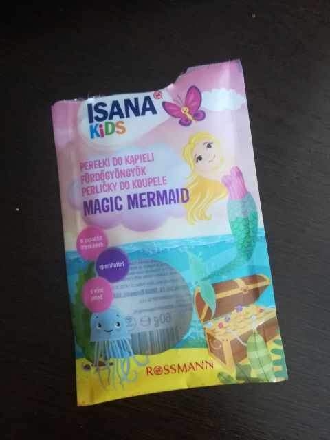 akcja denkowanie! grudzień - kosmetyki w świątecznych opakowaniach i świątecznych kolorach 🎄❄️⛄🎀🎁🎅