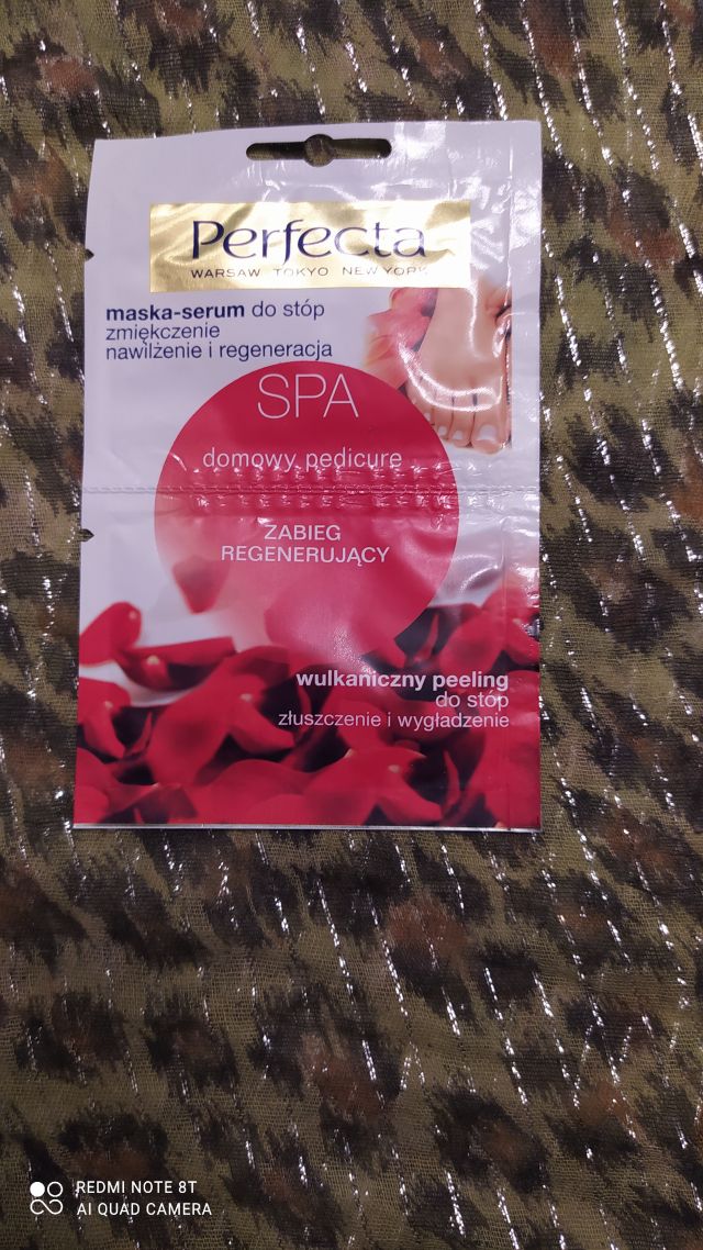 Perfecta SPA, Domowy pedicure, Zabieg regenerujący, Maska-serum do stóp + wulkaniczny peeling