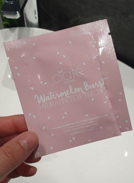 akcja denkowanie! grudzień - kosmetyki w świątecznych opakowaniach i świątecznych kolorach 🎄❄️⛄🎀🎁🎅