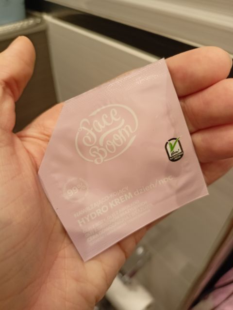 akcja denkowanie! grudzień - kosmetyki w świątecznych opakowaniach i świątecznych kolorach 🎄❄️⛄🎀🎁🎅