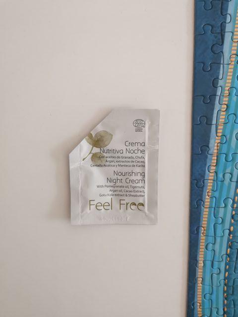 Feel Free Krem do twarzy, Naturalny, Na noc