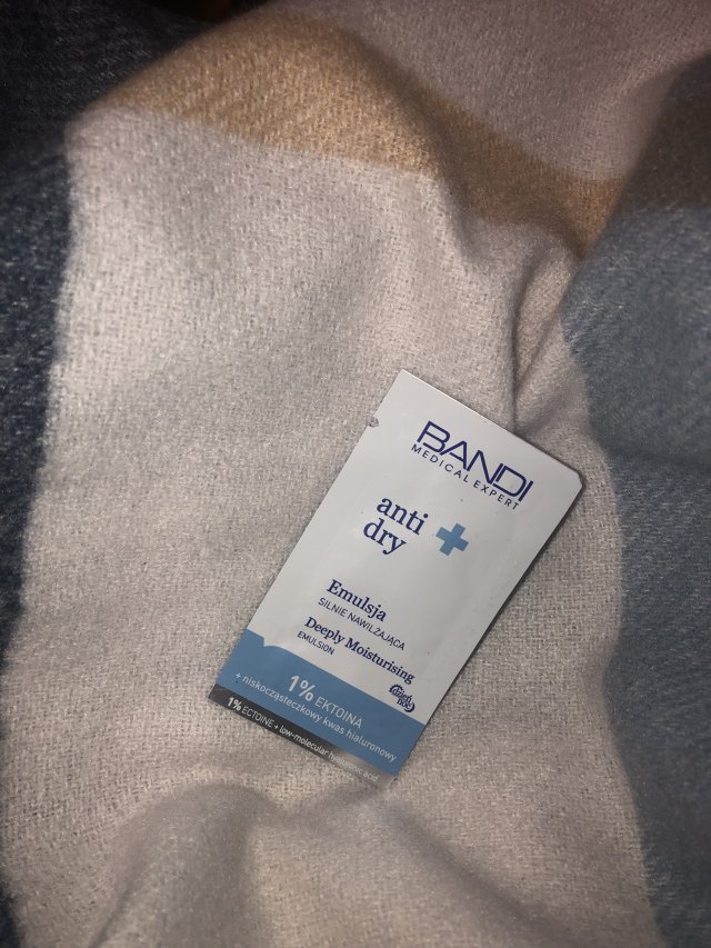 Bandi Anti Dry +, Emulsja silnie nawilżająca
