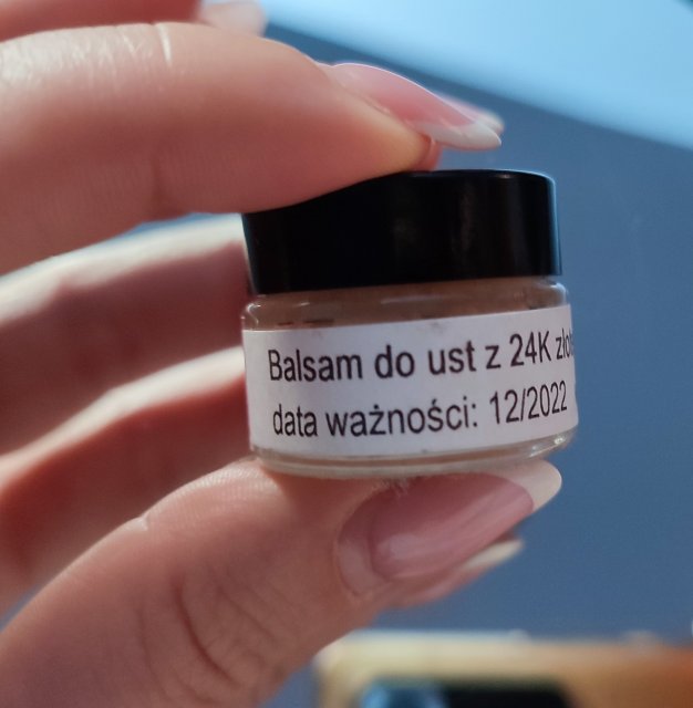 WhiteTree Natural Cosmetics Balsam do ust, Regenerujący, Z 24 k złotem