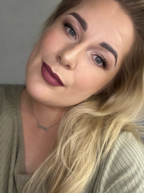 Farmasi Matte Lipstick, Pomadka do ust, Matowa, Hot Gossip