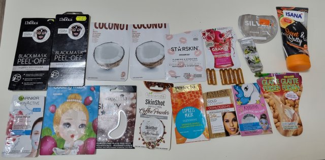 akcja denkowanie! grudzień - kosmetyki w świątecznych opakowaniach i świątecznych kolorach 🎄❄️⛄🎀🎁🎅