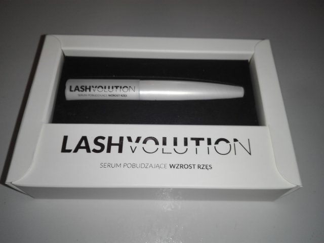 lashvolution odzywka do rzes