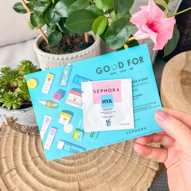 Sephora Krem do twarzy, Hya, Rozświetlający i nawilżający, All Day Hydrator, Kwas hialuronowy, witamina E i C