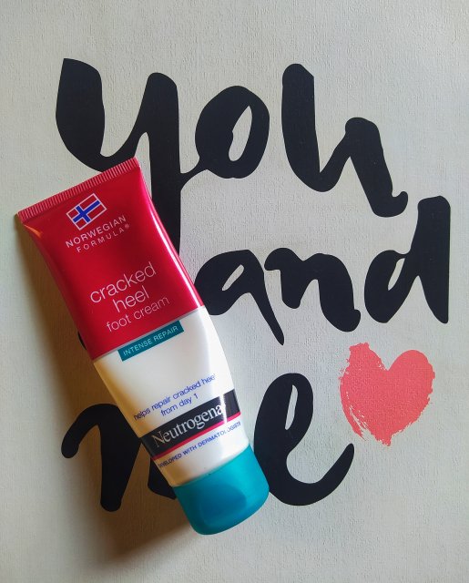 Neutrogena Formuła Norweska, Krem do stóp, Na popękane pięty, Cracked Heel
