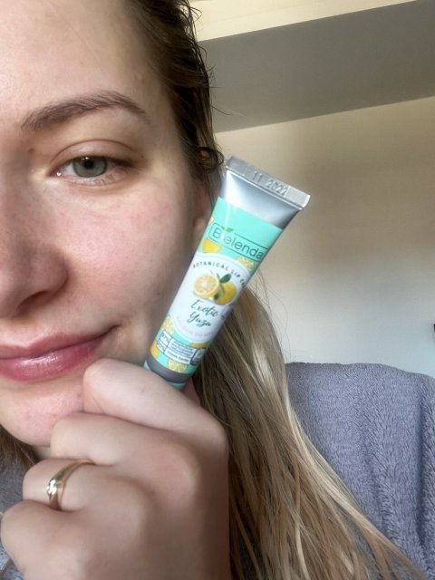 Balsam do ust Bielenda Exotic Yuzu