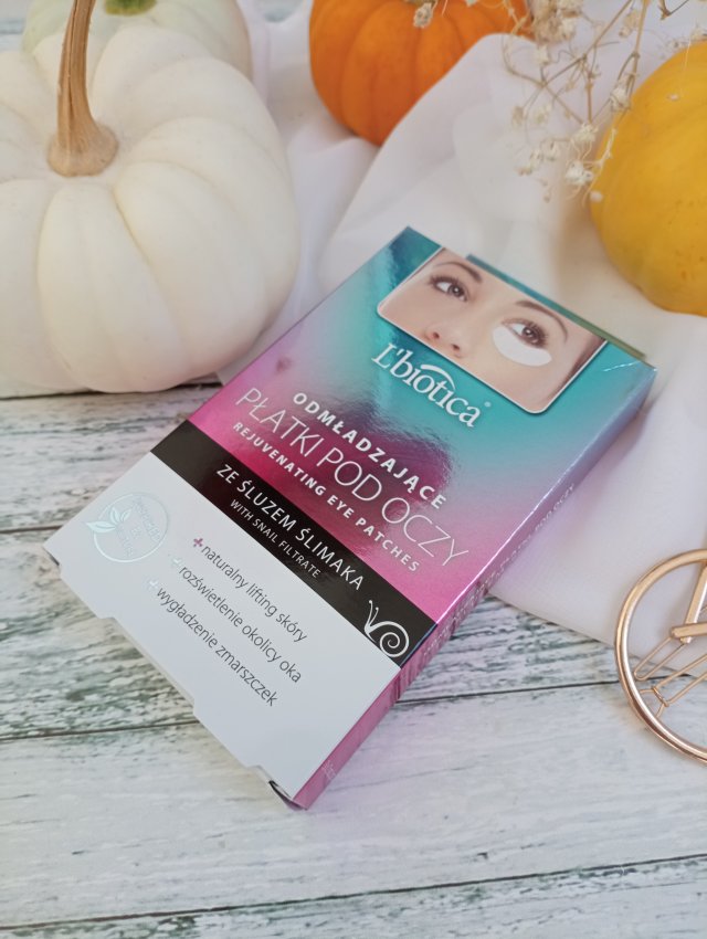 L'biotica Płatki pod oczy, Odmładzające, Ze śluzem ślimaka