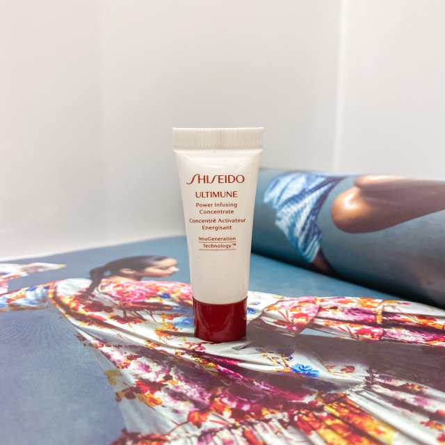 Shiseido Serum do twarzy, Ultimune Power Infusing Concentrate, Nawilżająco-energizujące