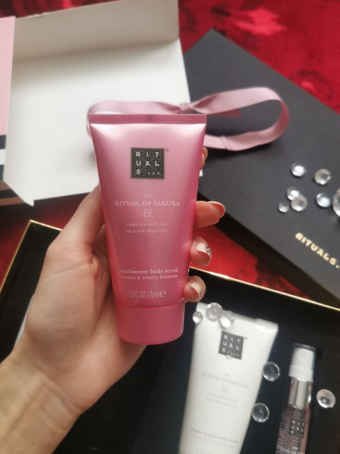 RITUALS Peeling do ciała, The Ritual of Sakura