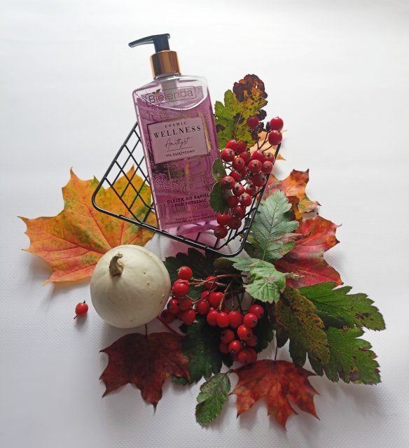 Bielenda Cosmo Wellness, Olejek do kąpieli i pod prysznic, Odżywienie, Amethyst & Moon Dust
