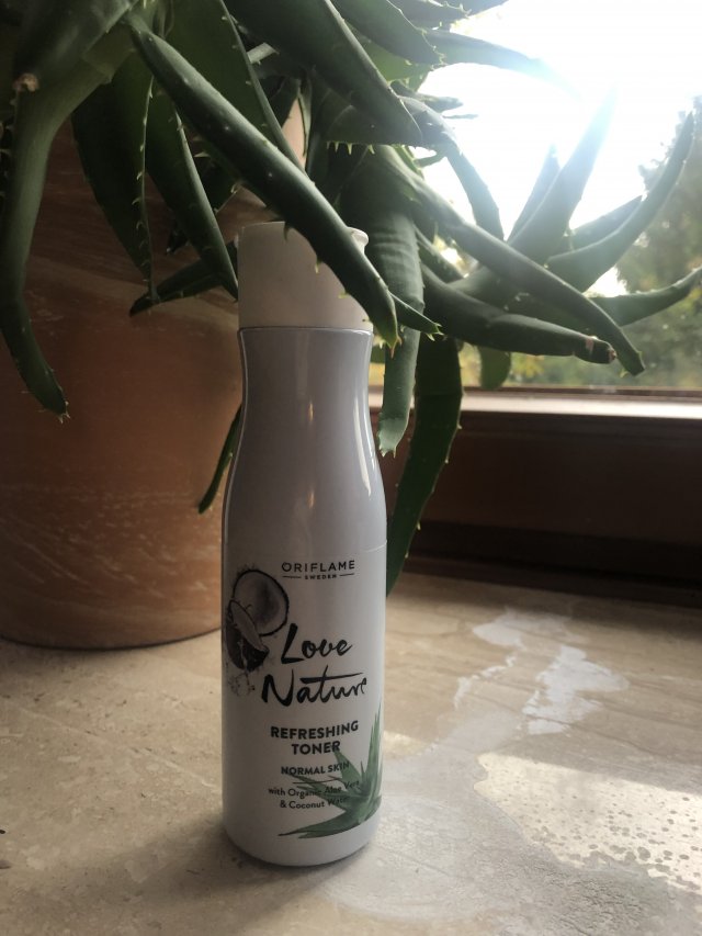 Love Naturę tonik od Oriflame 