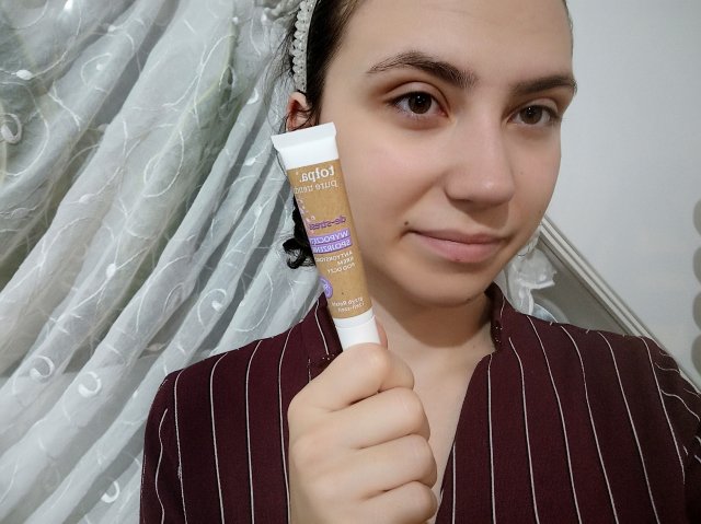 Tołpa Pure Trends, Super Fruits, Krem pod oczy, Nawilżający, rozświetlenie, borówka + acerola