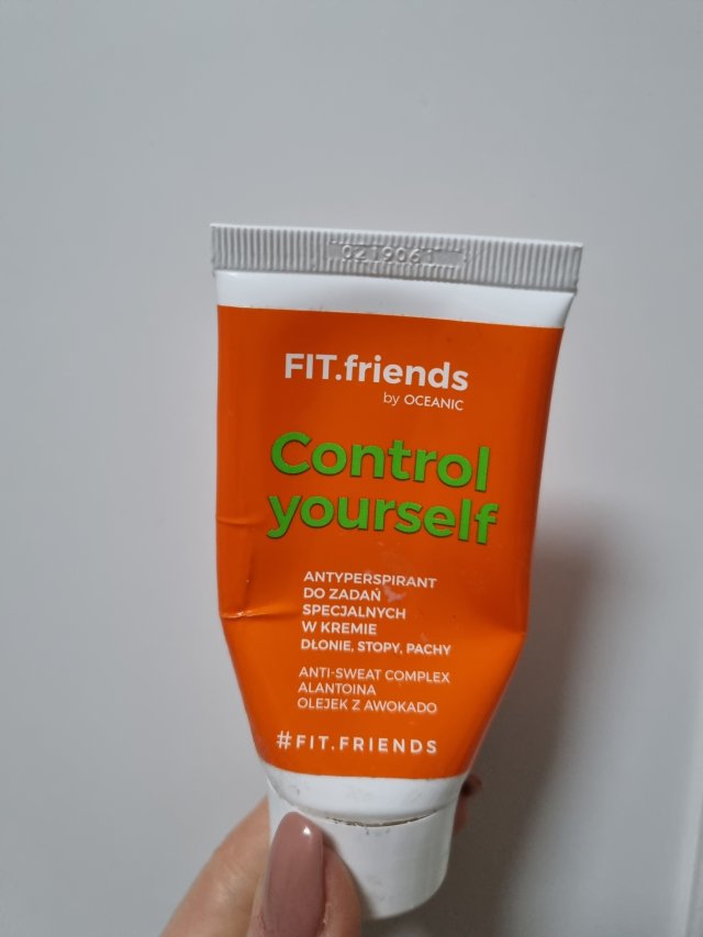 akcja denkowanie! grudzień - kosmetyki w świątecznych opakowaniach i świątecznych kolorach 🎄❄️⛄🎀🎁🎅