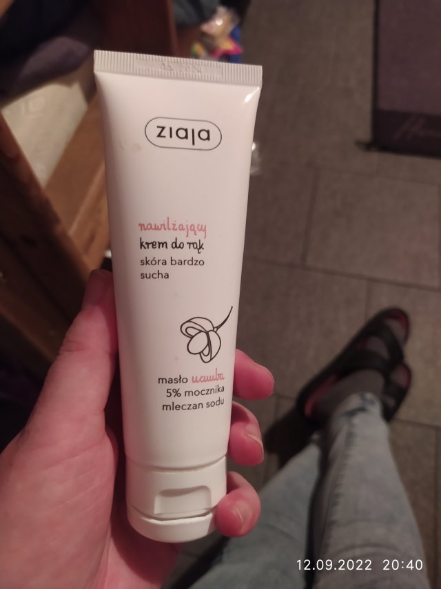 Ziaja Krem do rąk, Nawilżający, Skóra bardzo sucha, Masło ucuuba, 5% mocznika mleczan sodu