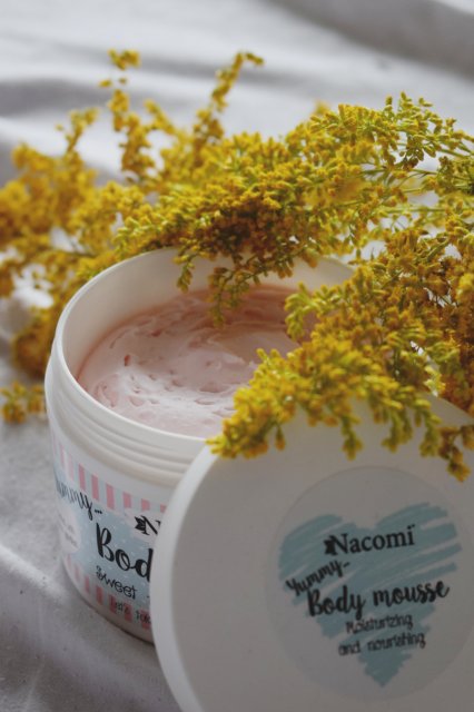 Nacomi Mus do ciała, Sweet Raspberry Cupcake