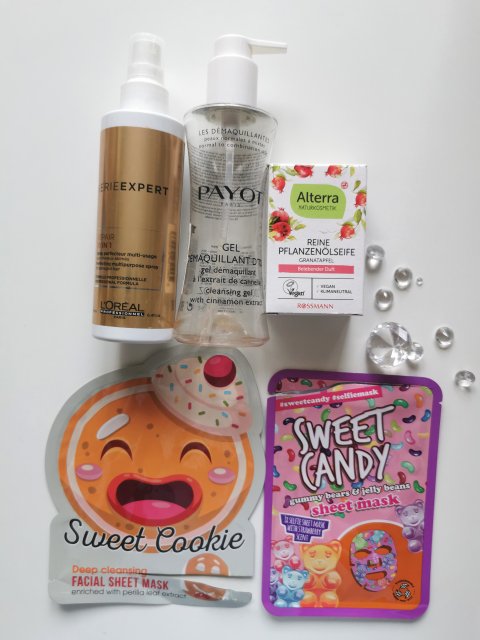 akcja denkowanie! grudzień - kosmetyki w świątecznych opakowaniach i świątecznych kolorach 🎄❄️⛄🎀🎁🎅