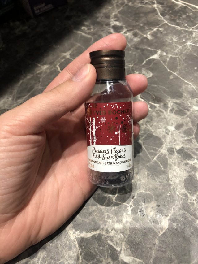 akcja denkowanie! grudzień - kosmetyki w świątecznych opakowaniach i świątecznych kolorach 🎄❄️⛄🎀🎁🎅