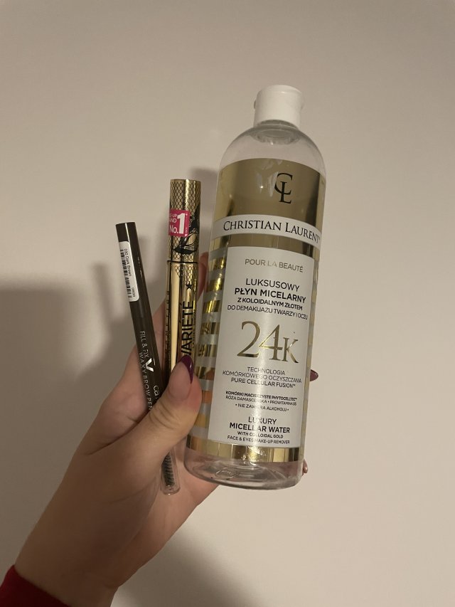 akcja denkowanie! grudzień - kosmetyki w świątecznych opakowaniach i świątecznych kolorach 🎄❄️⛄🎀🎁🎅