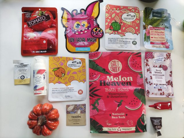 akcja denkowanie! grudzień - kosmetyki w świątecznych opakowaniach i świątecznych kolorach 🎄❄️⛄🎀🎁🎅