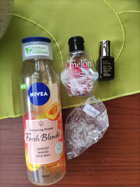 akcja denkowanie! grudzień - kosmetyki w świątecznych opakowaniach i świątecznych kolorach 🎄❄️⛄🎀🎁🎅