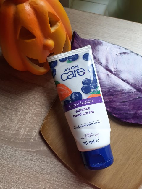 Avon Krem do rąk, Berry Fusion, Radiance