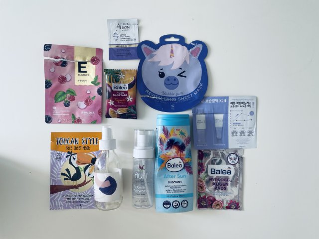 akcja denkowanie! grudzień - kosmetyki w świątecznych opakowaniach i świątecznych kolorach 🎄❄️⛄🎀🎁🎅