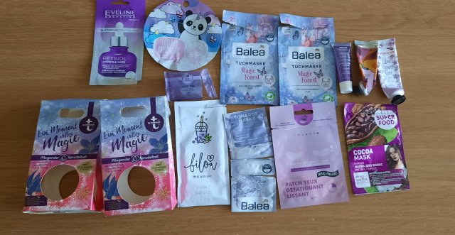 akcja denkowanie! grudzień - kosmetyki w świątecznych opakowaniach i świątecznych kolorach 🎄❄️⛄🎀🎁🎅