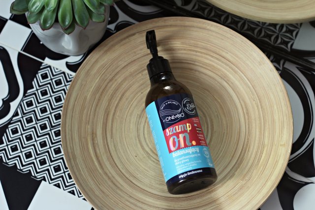 OnlyBio Hair Balance, Szampon do włosów, Balansujący, Do przetłuszczającej się skóry głowy, E. Wedel, Czekolada Mleczna Panna Cotta, Edycja Limitowana