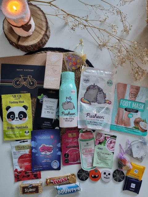 ✩ Kalendarz urodzinowy Clouders ✩