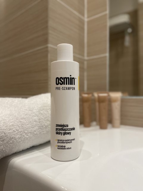 osmin Pre-szampon do włosów, Zmniejsza przetłuszczanie skóry głowy