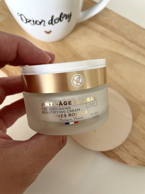 Anti-age global, krem przeciwzmarszczkowy do twarzy na dzień, Yves Rocher 