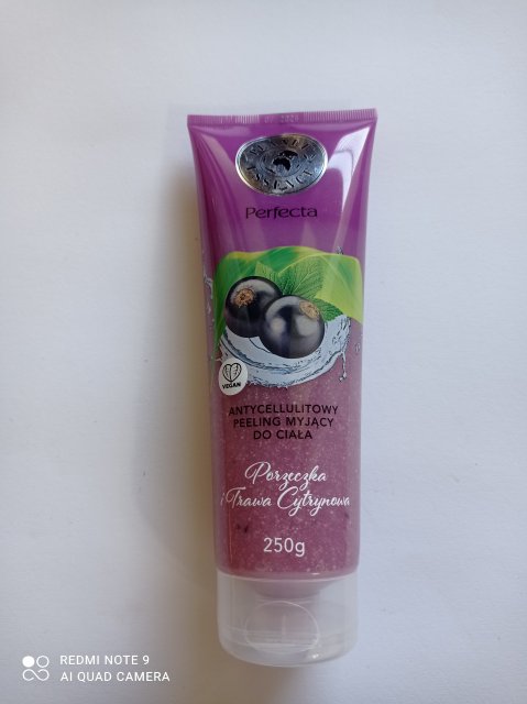 Perfecta Planet Essence, Peeling myjący do ciała, Antycellulitowy, Porzeczka i trawa cytrynowa